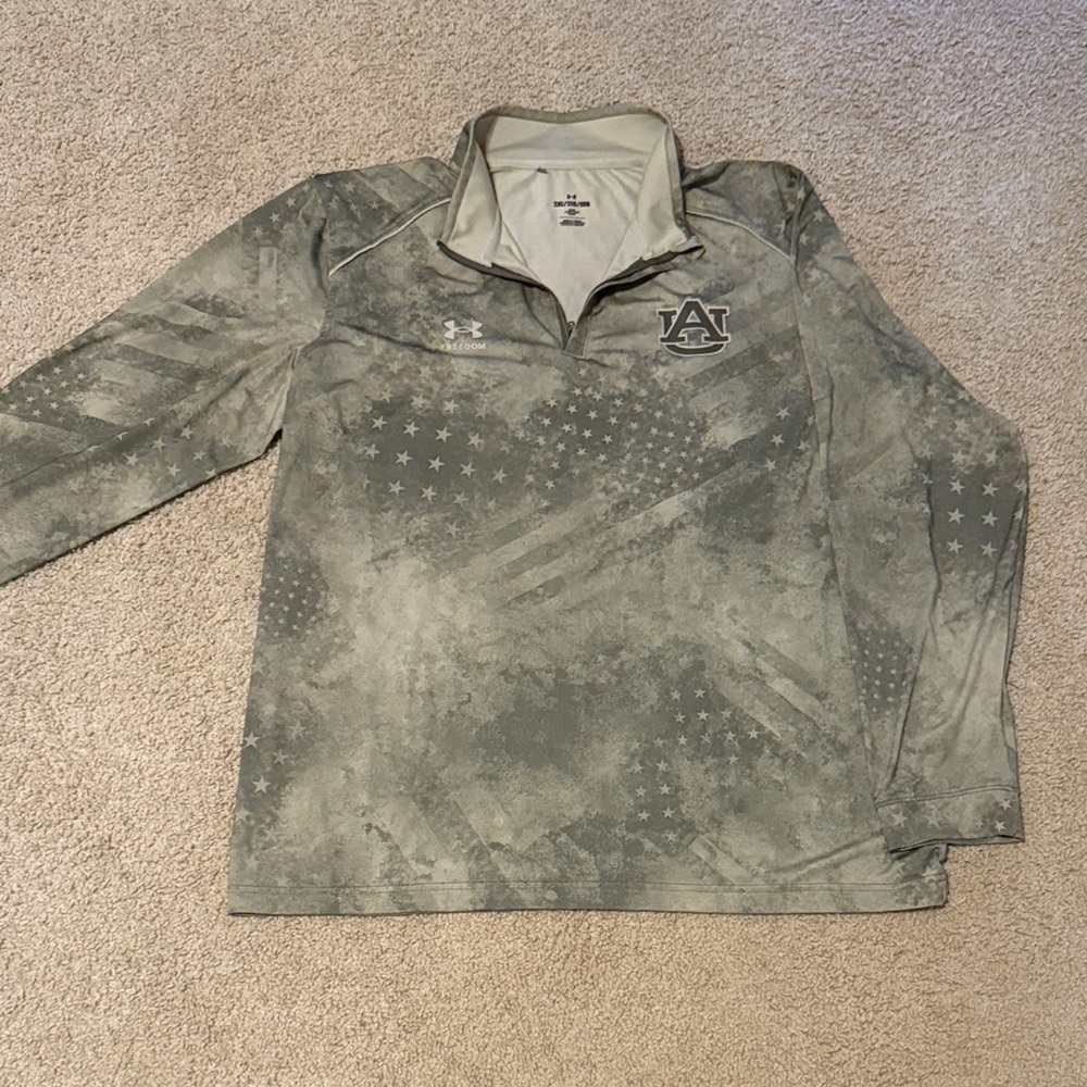2XL Auburn Tigers Under Armour Military Star Pattern Quarter Zip Pullover